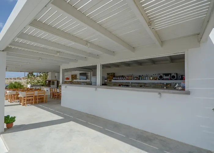 فيلة Natura In Naxos